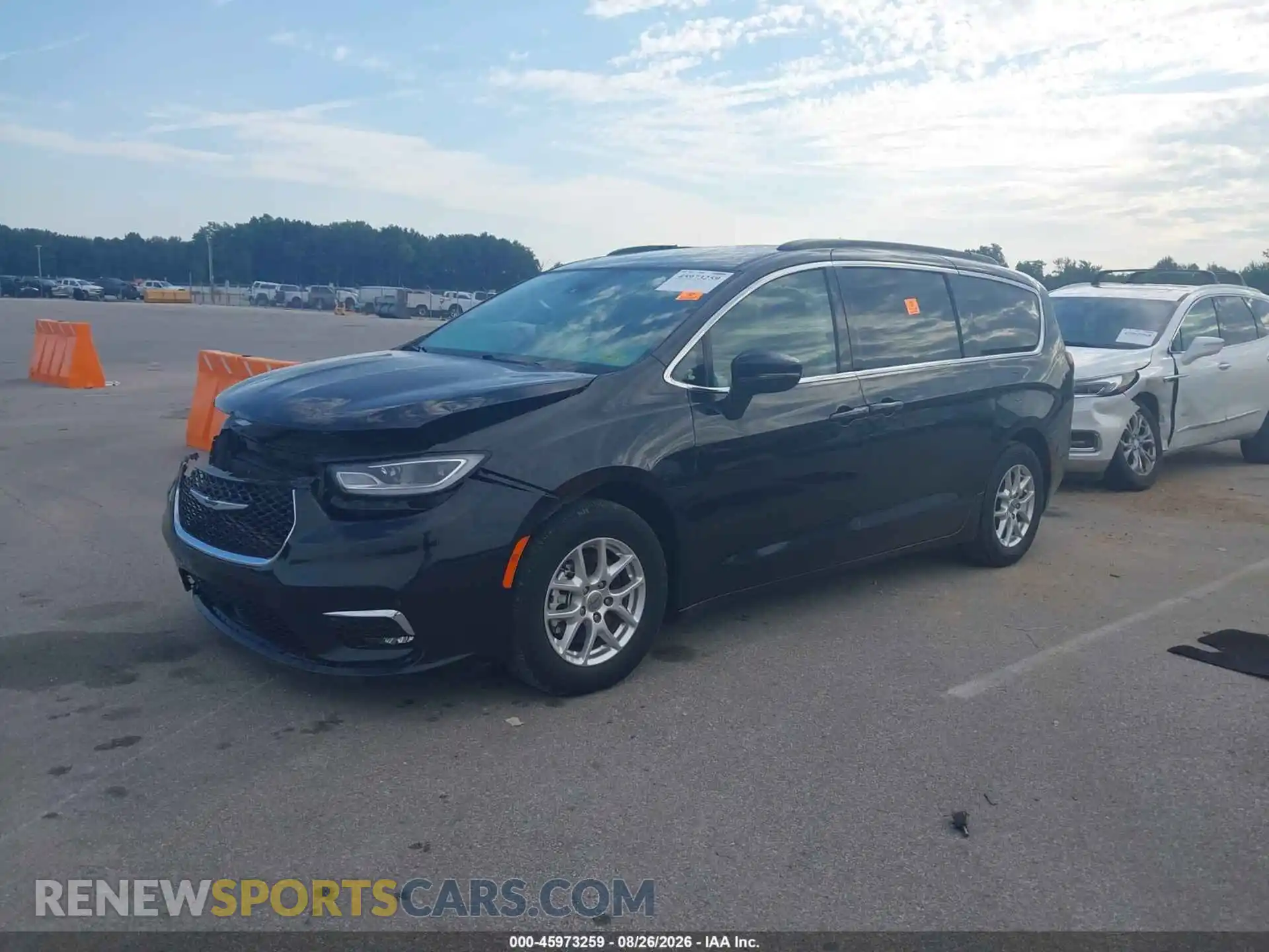 2 Photograph of a damaged car 2C4RC1BG1NR195408 CHRYSLER PACIFICA 2022