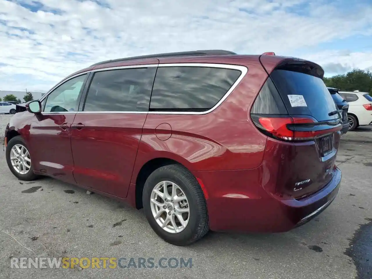 2 Photograph of a damaged car 2C4RC1BG1NR220369 CHRYSLER PACIFICA 2022