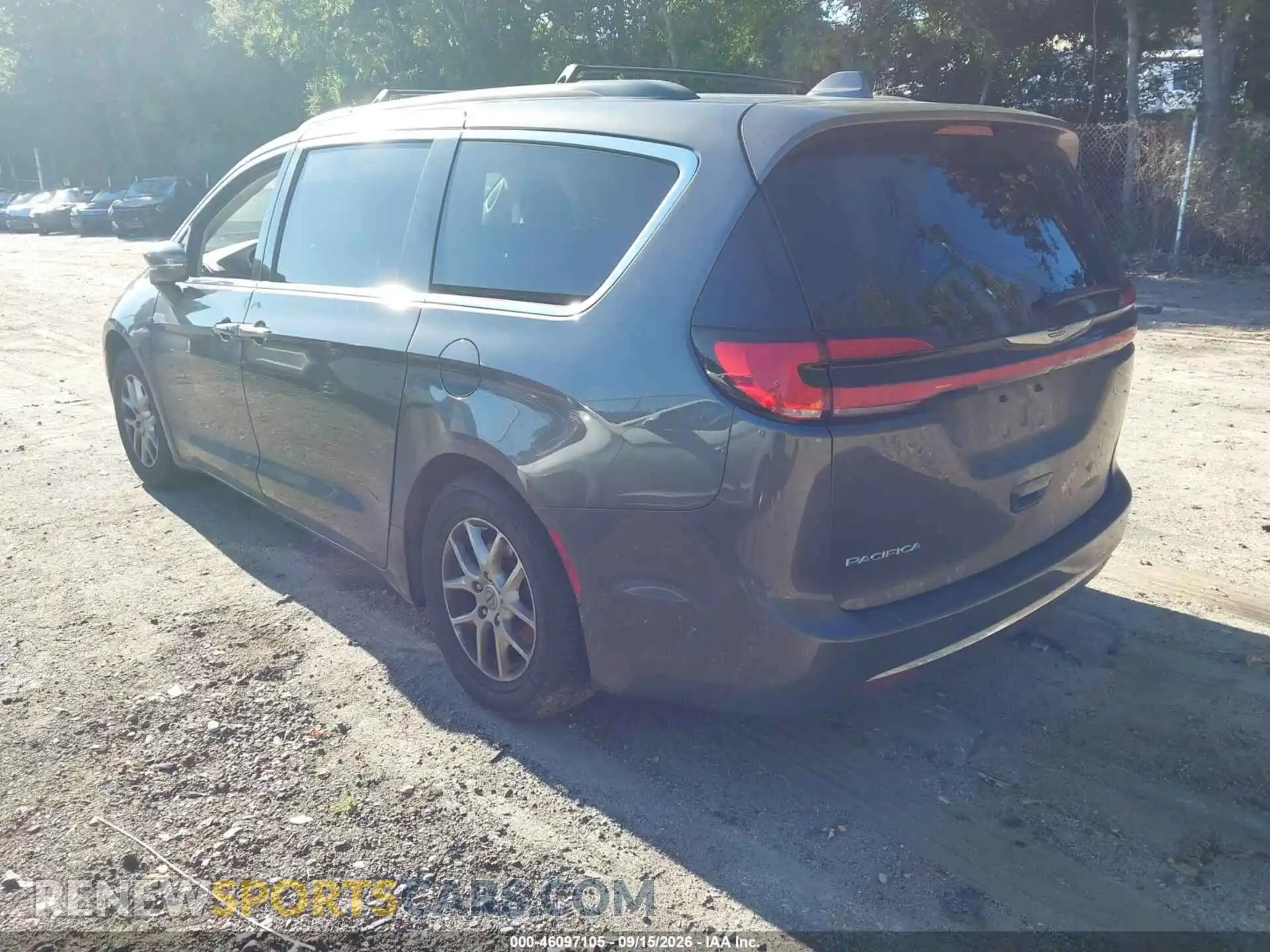 3 Фотография поврежденного автомобиля 2C4RC1BG2NR178780 CHRYSLER PACIFICA 2022