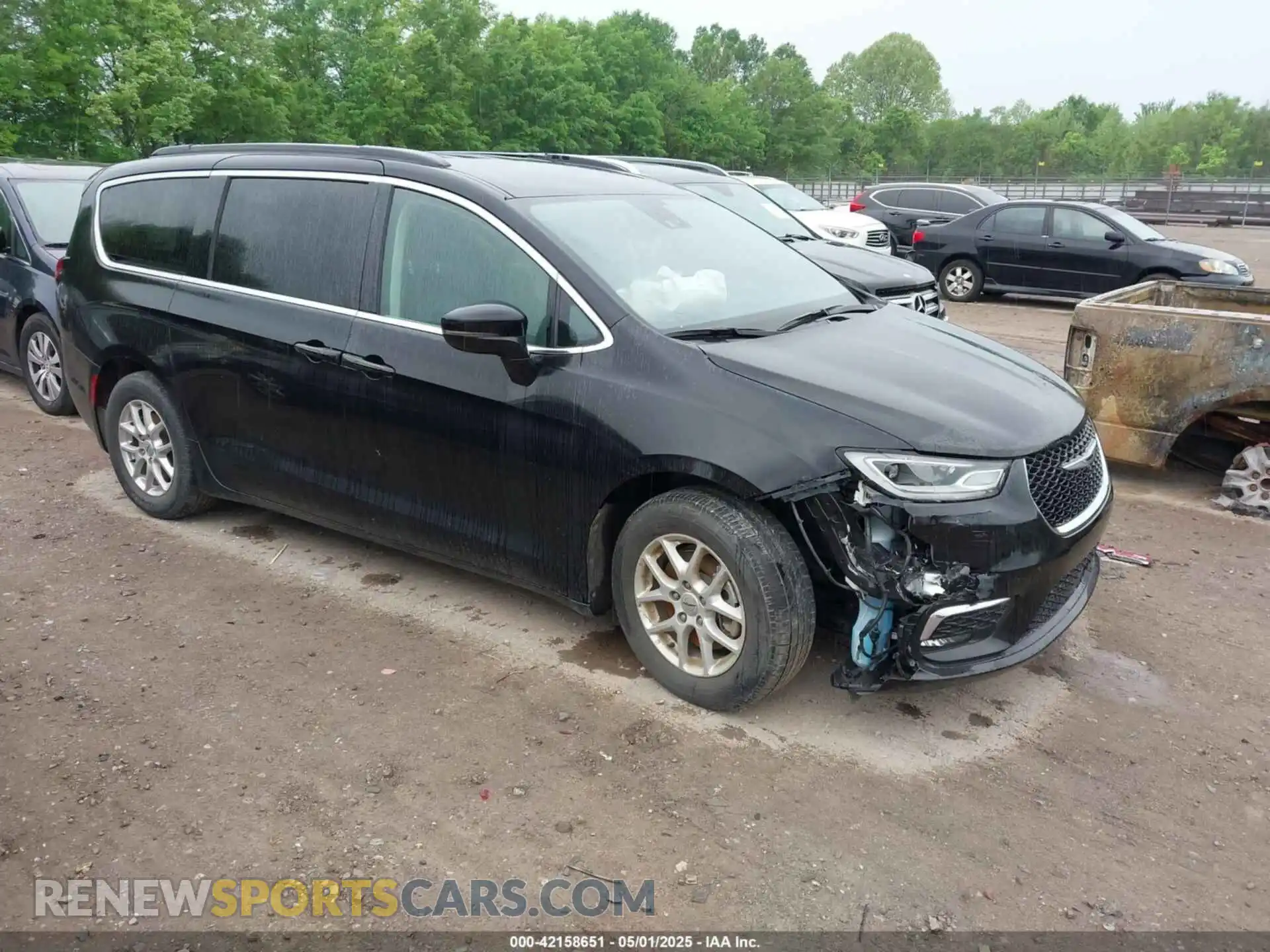 1 Photograph of a damaged car 2C4RC1BG3NR106311 CHRYSLER PACIFICA 2022