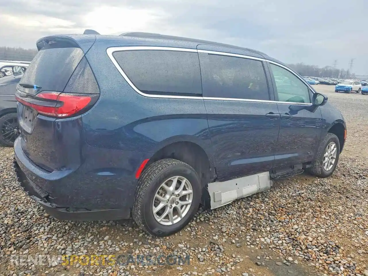 3 Photograph of a damaged car 2C4RC1BG3NR107278 CHRYSLER PACIFICA 2022