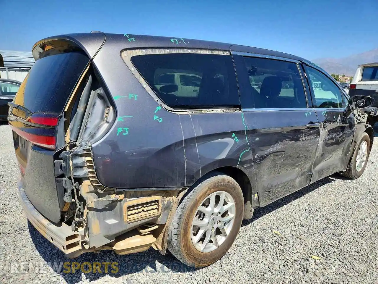 3 fotografías del automóvil dañado 2C4RC1BG3NR134190 CHRYSLER PACIFICA 2022