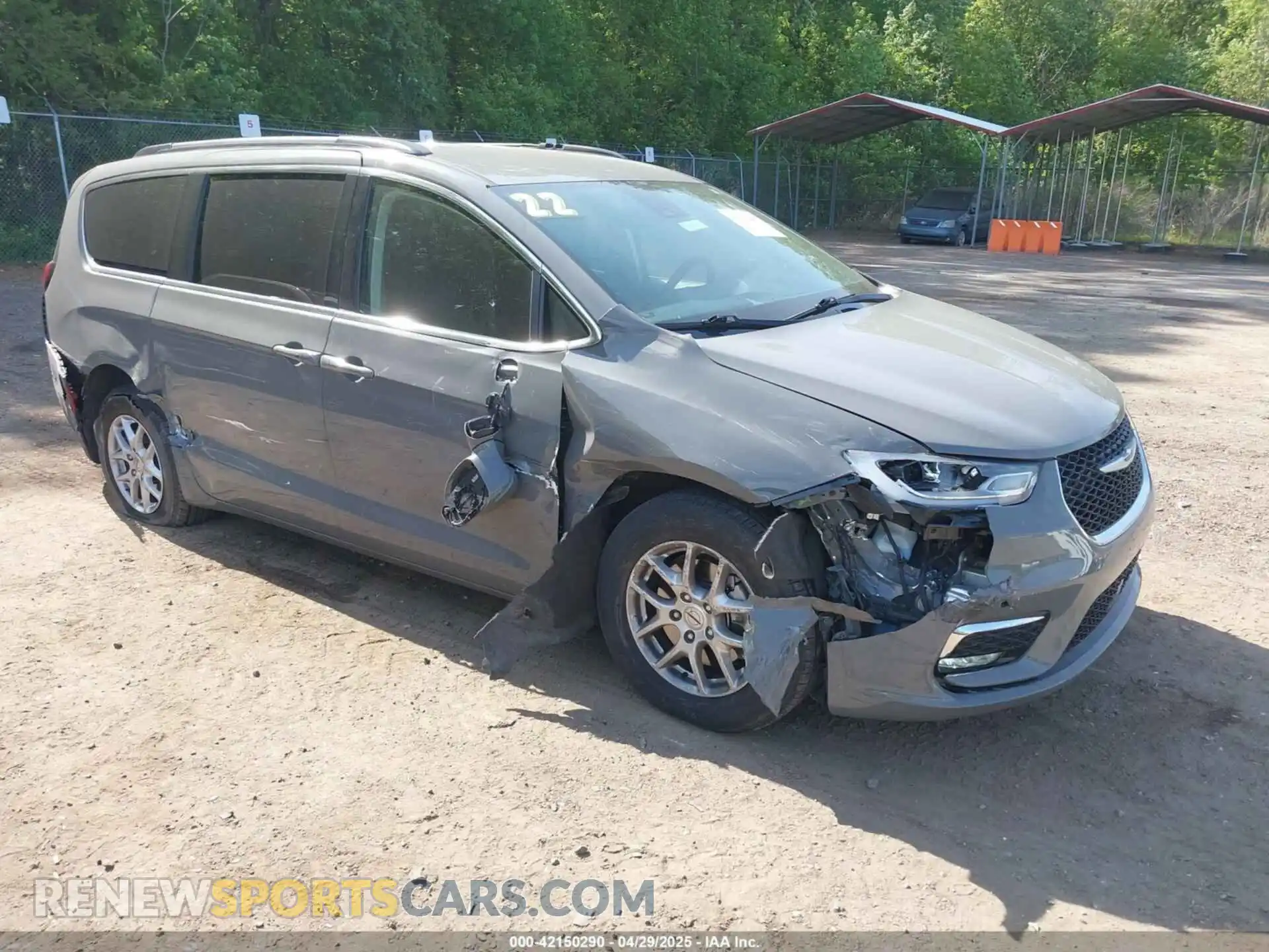 1 Photograph of a damaged car 2C4RC1BG3NR168565 CHRYSLER PACIFICA 2022