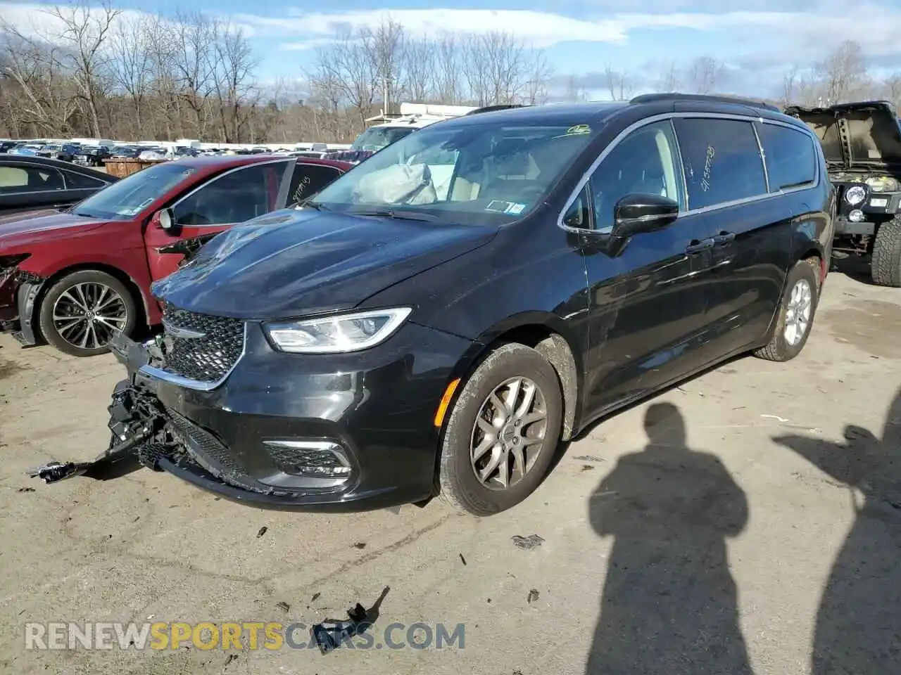 1 Photograph of a damaged car 2C4RC1BG3NR172700 CHRYSLER PACIFICA 2022