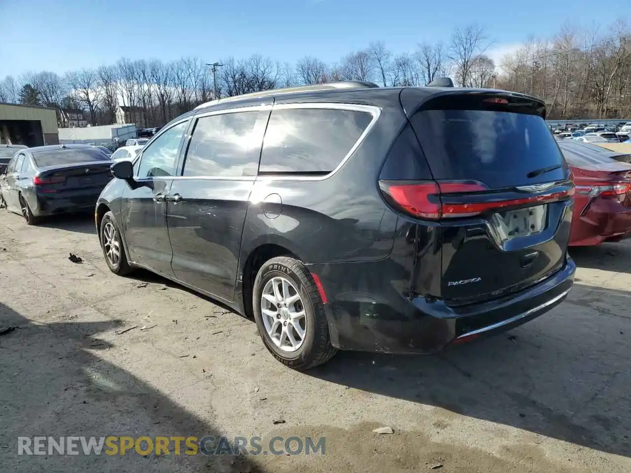2 Photograph of a damaged car 2C4RC1BG3NR172700 CHRYSLER PACIFICA 2022