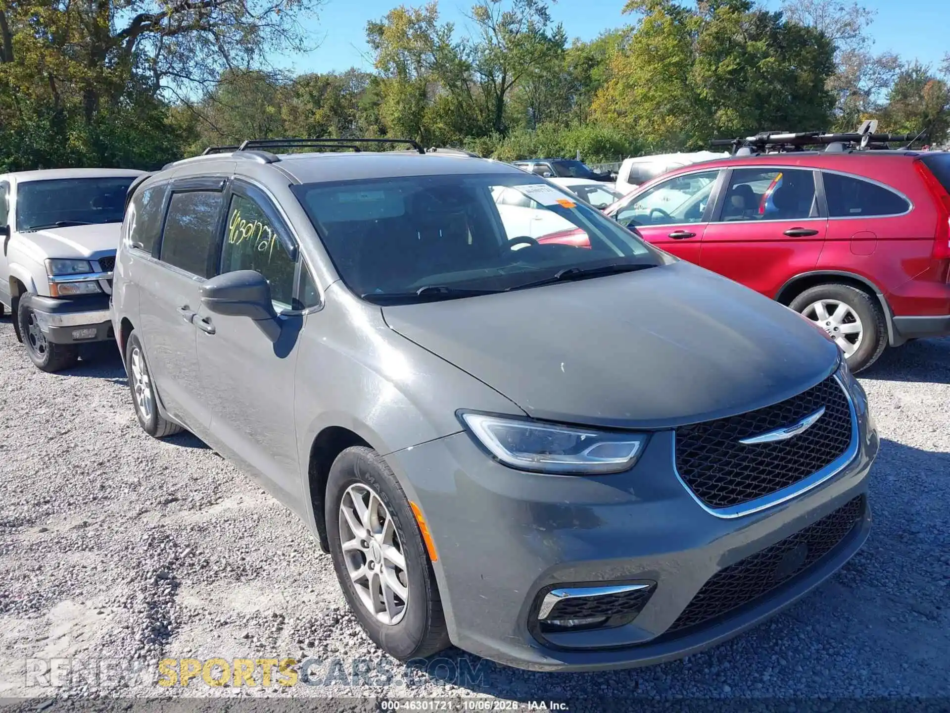 1 Photograph of a damaged car 2C4RC1BG3NR179047 CHRYSLER PACIFICA 2022