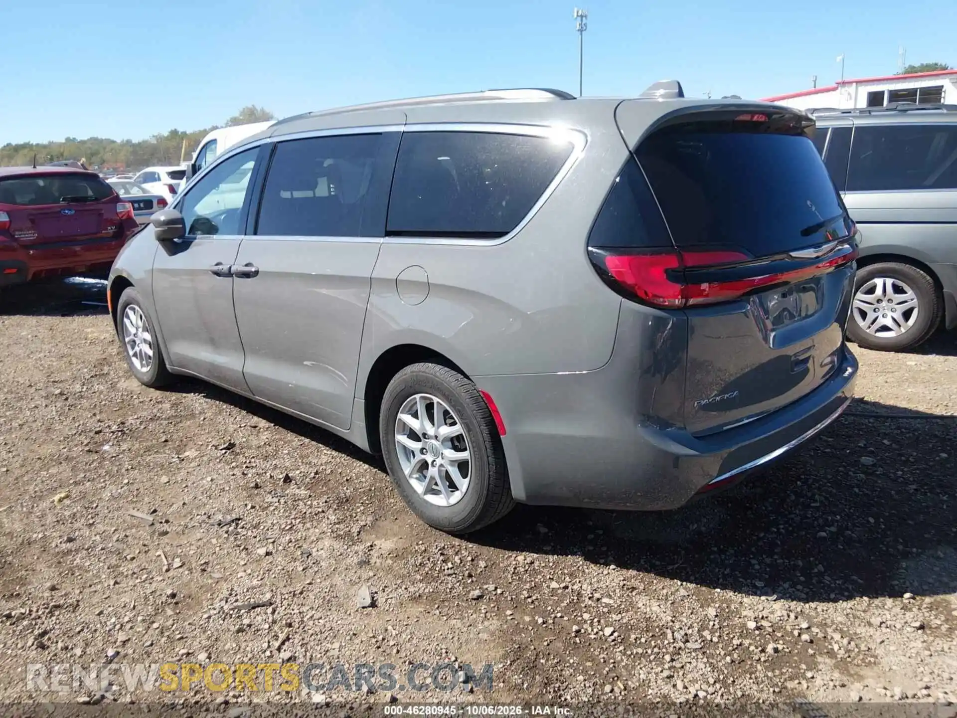 3 Photograph of a damaged car 2C4RC1BG3NR218381 CHRYSLER PACIFICA 2022