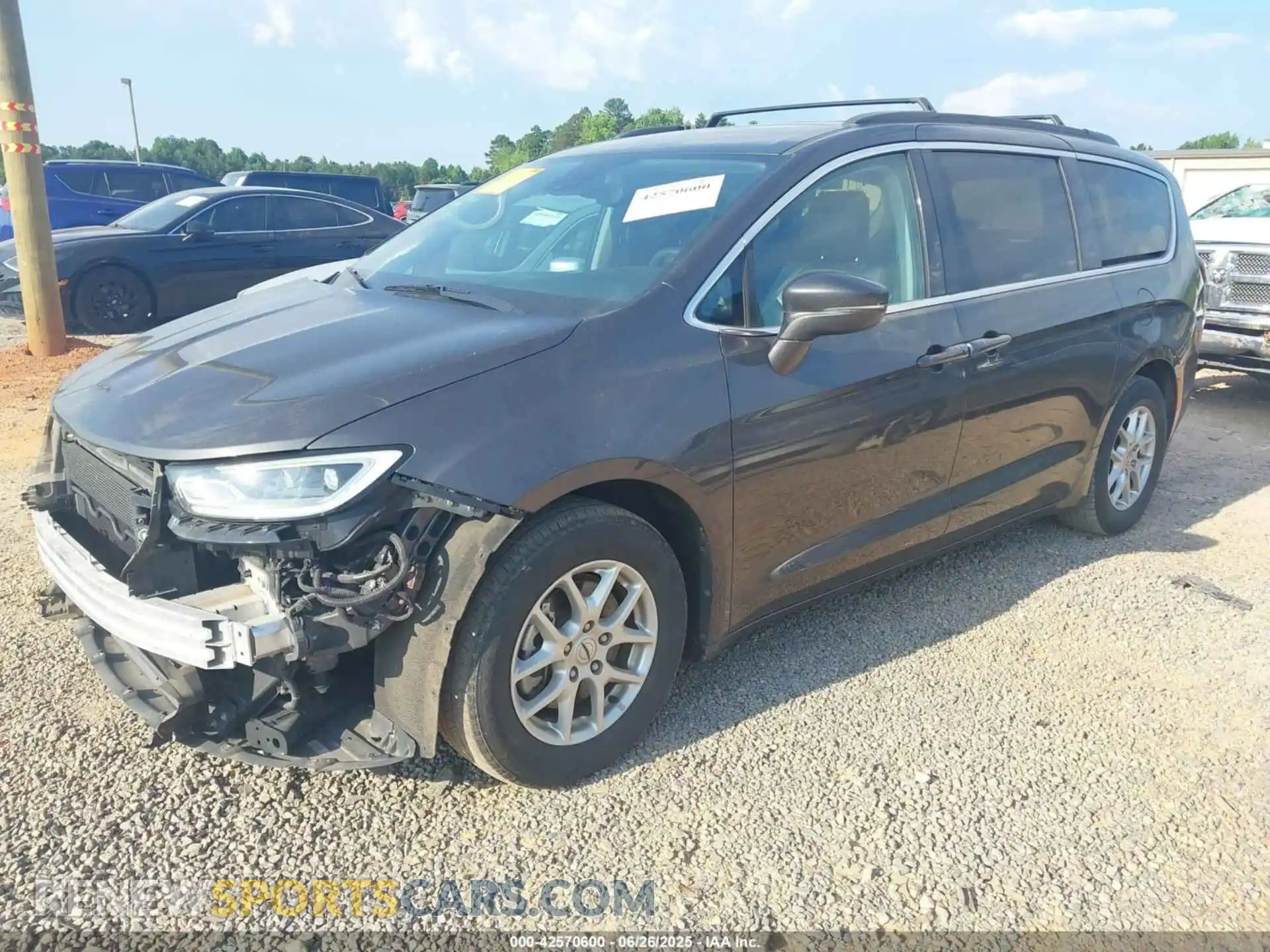 2 Photograph of a damaged car 2C4RC1BG4NR122162 CHRYSLER PACIFICA 2022