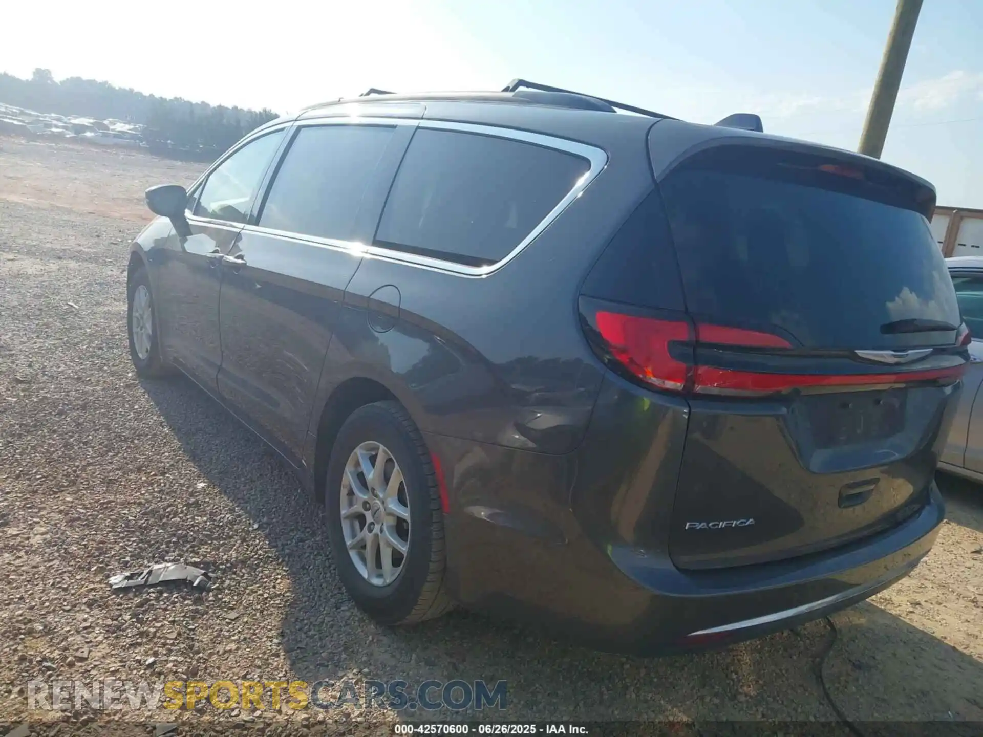 3 Photograph of a damaged car 2C4RC1BG4NR122162 CHRYSLER PACIFICA 2022