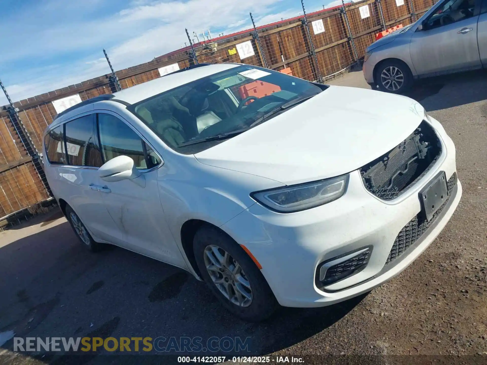 1 Photograph of a damaged car 2C4RC1BG5NR170186 CHRYSLER PACIFICA 2022