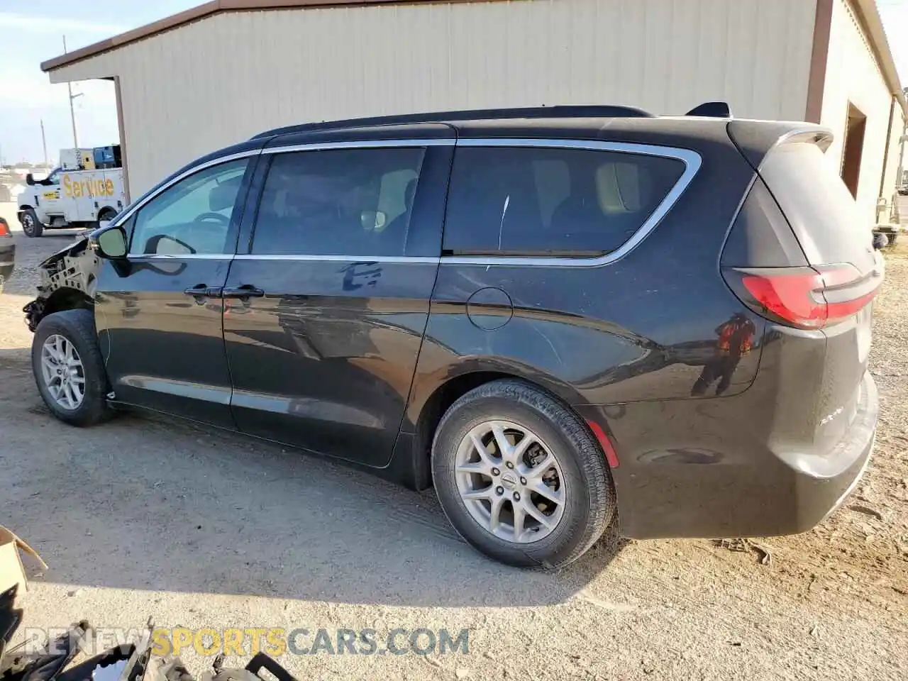 2 Photograph of a damaged car 2C4RC1BG5NR193564 CHRYSLER PACIFICA 2022