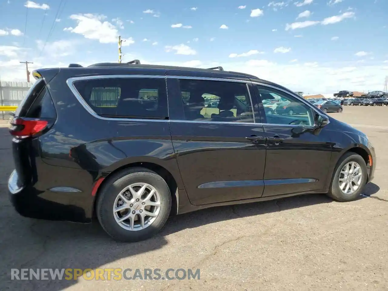 3 Photograph of a damaged car 2C4RC1BG5NR211450 CHRYSLER PACIFICA 2022