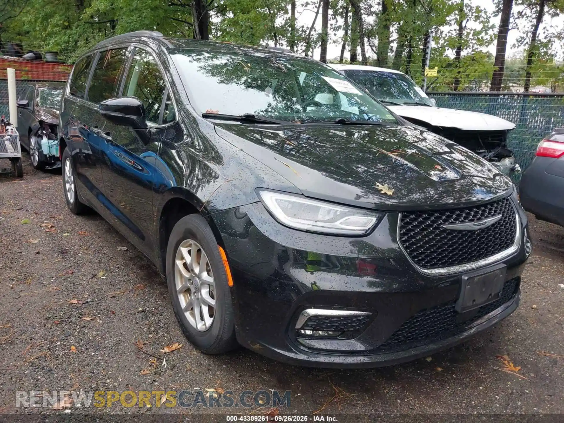 1 Photograph of a damaged car 2C4RC1BG5NR220374 CHRYSLER PACIFICA 2022
