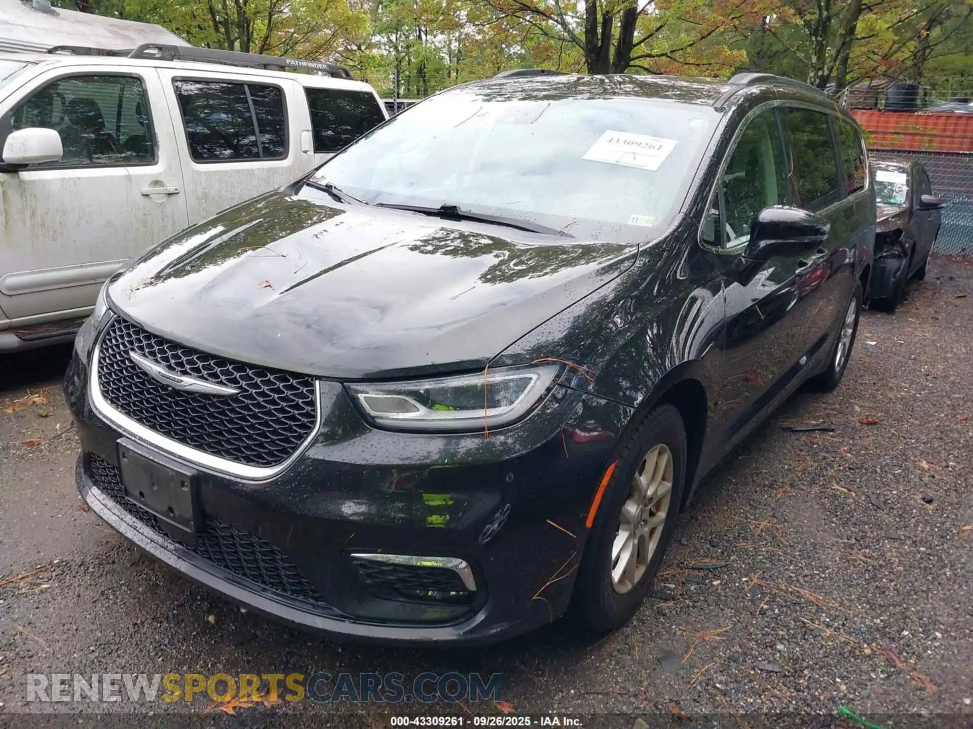 2 Photograph of a damaged car 2C4RC1BG5NR220374 CHRYSLER PACIFICA 2022