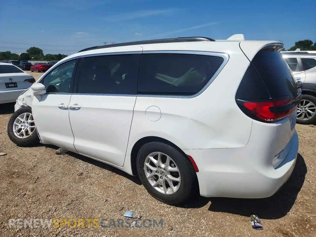 2 Photograph of a damaged car 2C4RC1BG6NR138993 CHRYSLER PACIFICA 2022