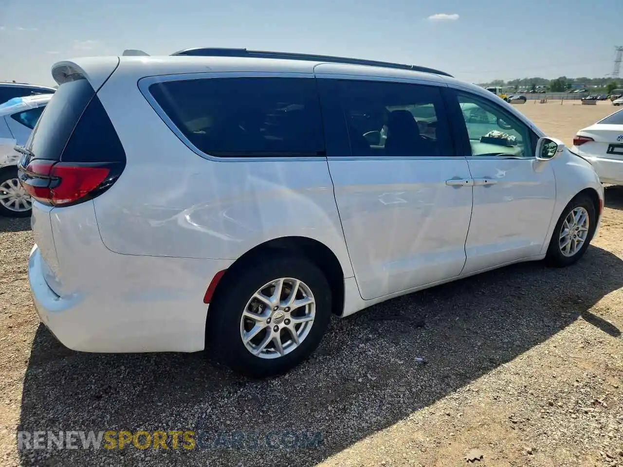 3 Photograph of a damaged car 2C4RC1BG6NR138993 CHRYSLER PACIFICA 2022