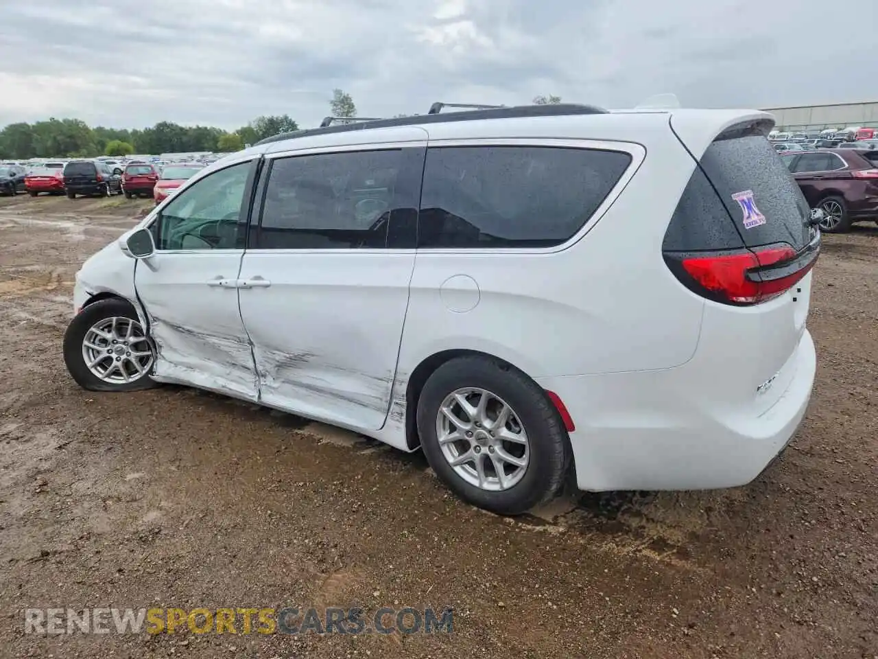 2 Photograph of a damaged car 2C4RC1BG6NR141571 CHRYSLER PACIFICA 2022