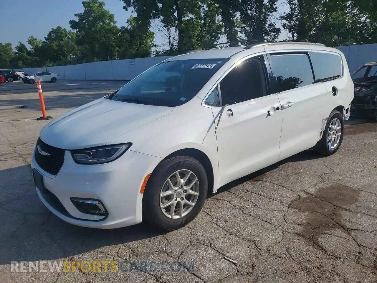 1 Photograph of a damaged car 2C4RC1BG6NR146897 CHRYSLER PACIFICA 2022