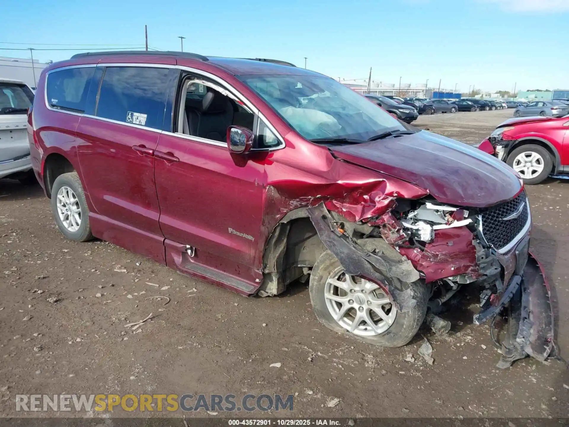 1 Photograph of a damaged car 2C4RC1BG6NR159679 CHRYSLER PACIFICA 2022