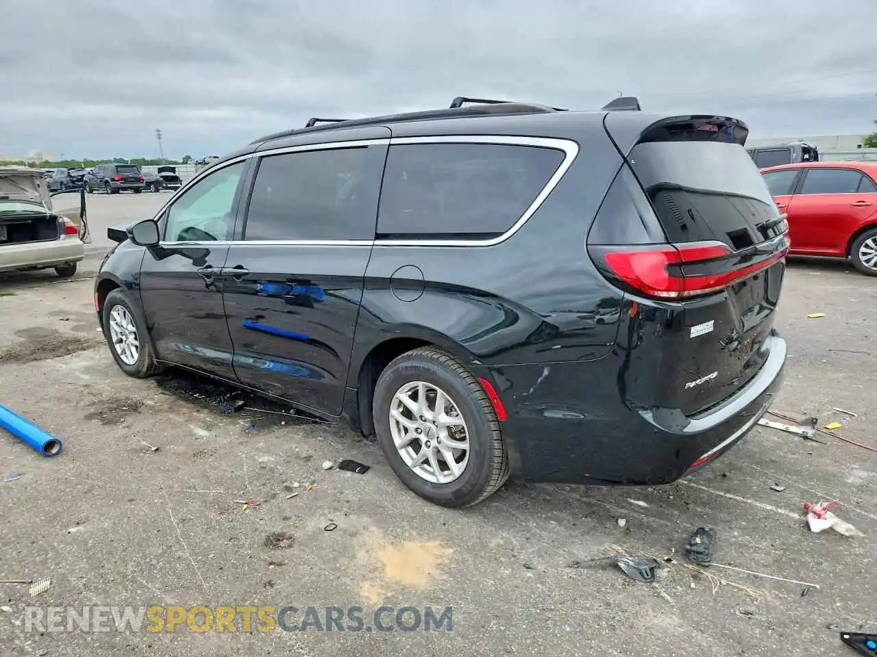 2 Photograph of a damaged car 2C4RC1BG6NR178412 CHRYSLER PACIFICA 2022