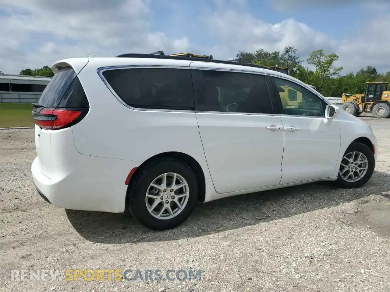 3 Photograph of a damaged car 2C4RC1BG6NR185568 CHRYSLER PACIFICA 2022