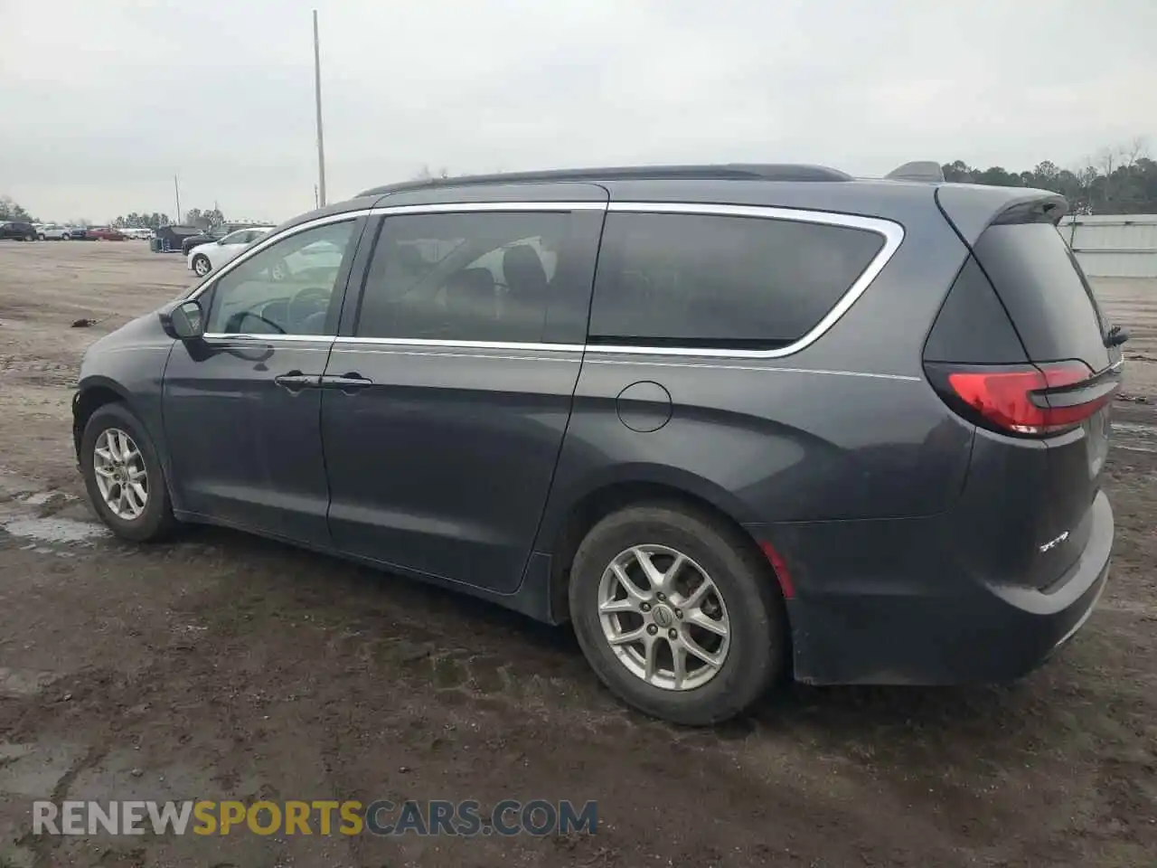 2 Photograph of a damaged car 2C4RC1BG6NR205835 CHRYSLER PACIFICA 2022