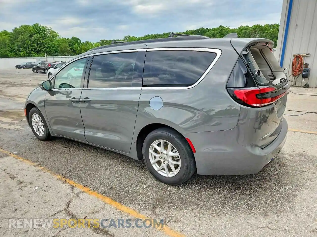 2 Photograph of a damaged car 2C4RC1BG7NR111446 CHRYSLER PACIFICA 2022