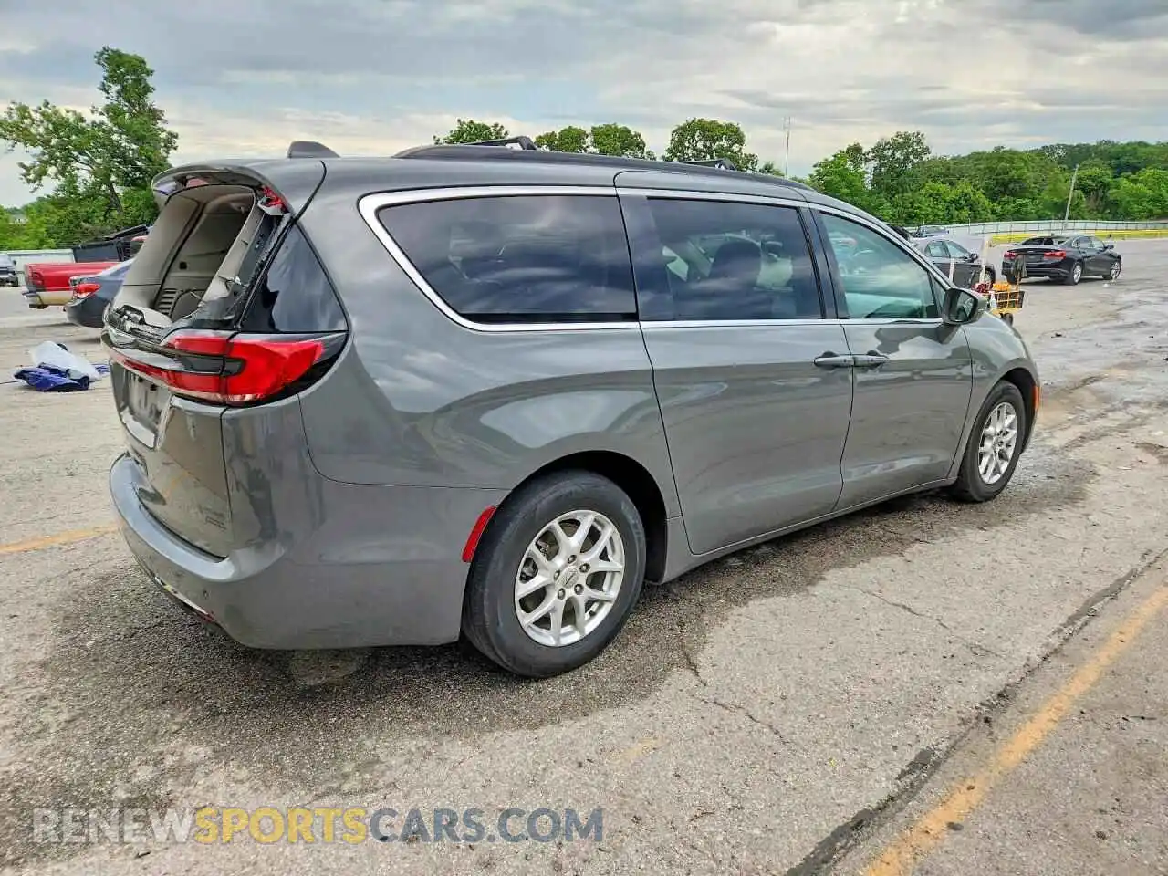 3 Photograph of a damaged car 2C4RC1BG7NR111446 CHRYSLER PACIFICA 2022