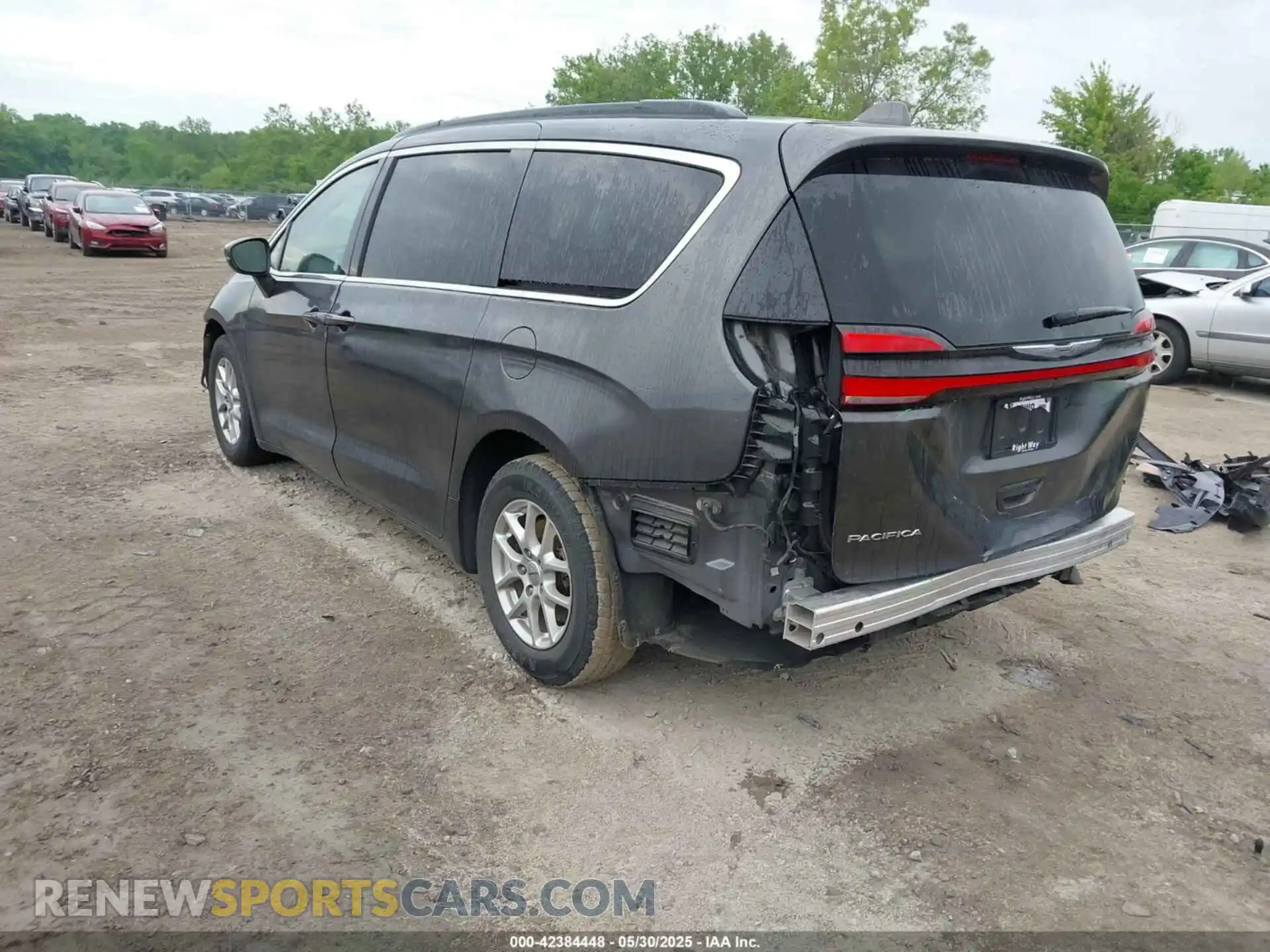 3 Photograph of a damaged car 2C4RC1BG7NR114024 CHRYSLER PACIFICA 2022
