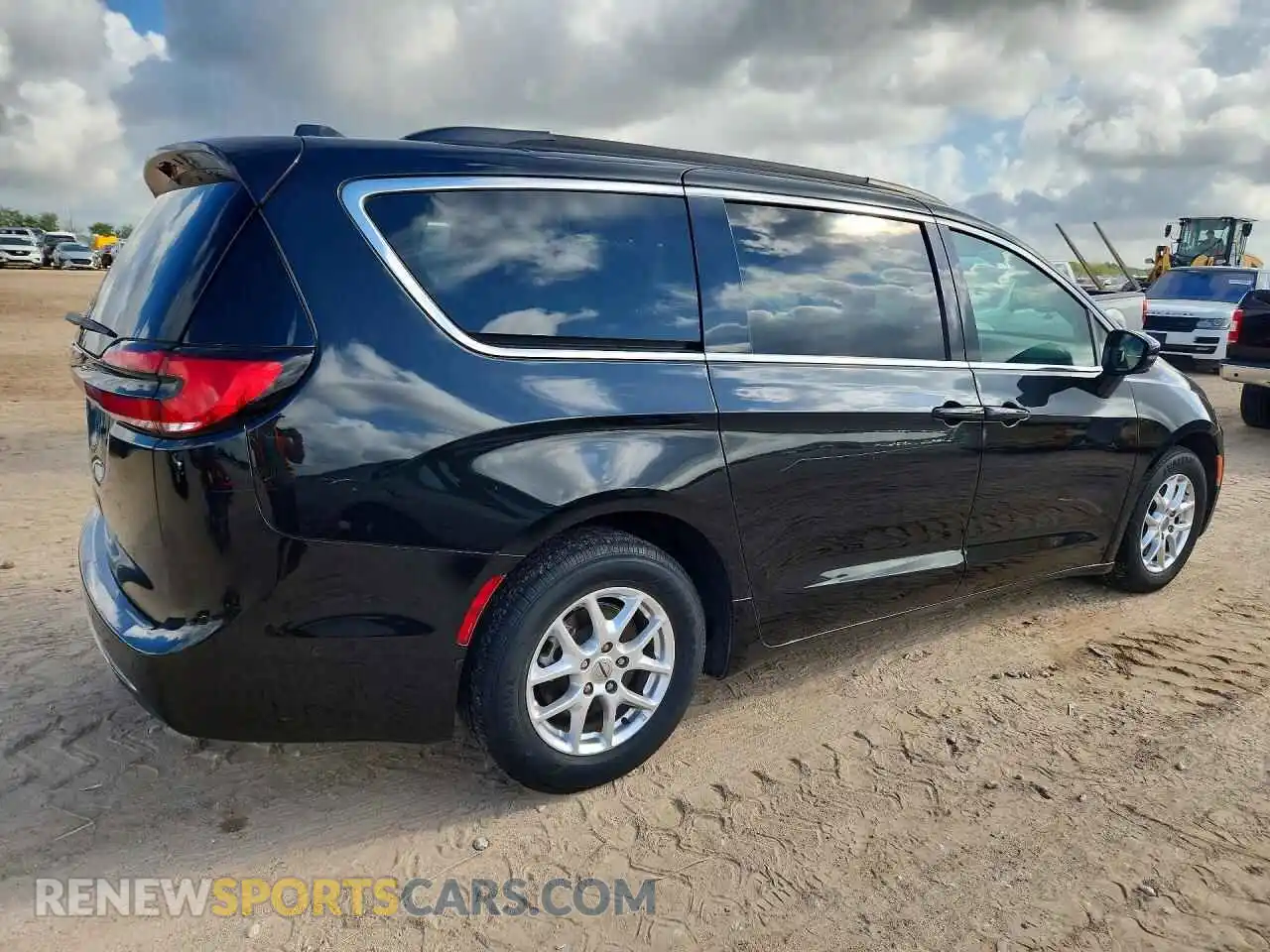 3 Photograph of a damaged car 2C4RC1BG7NR123760 CHRYSLER PACIFICA 2022