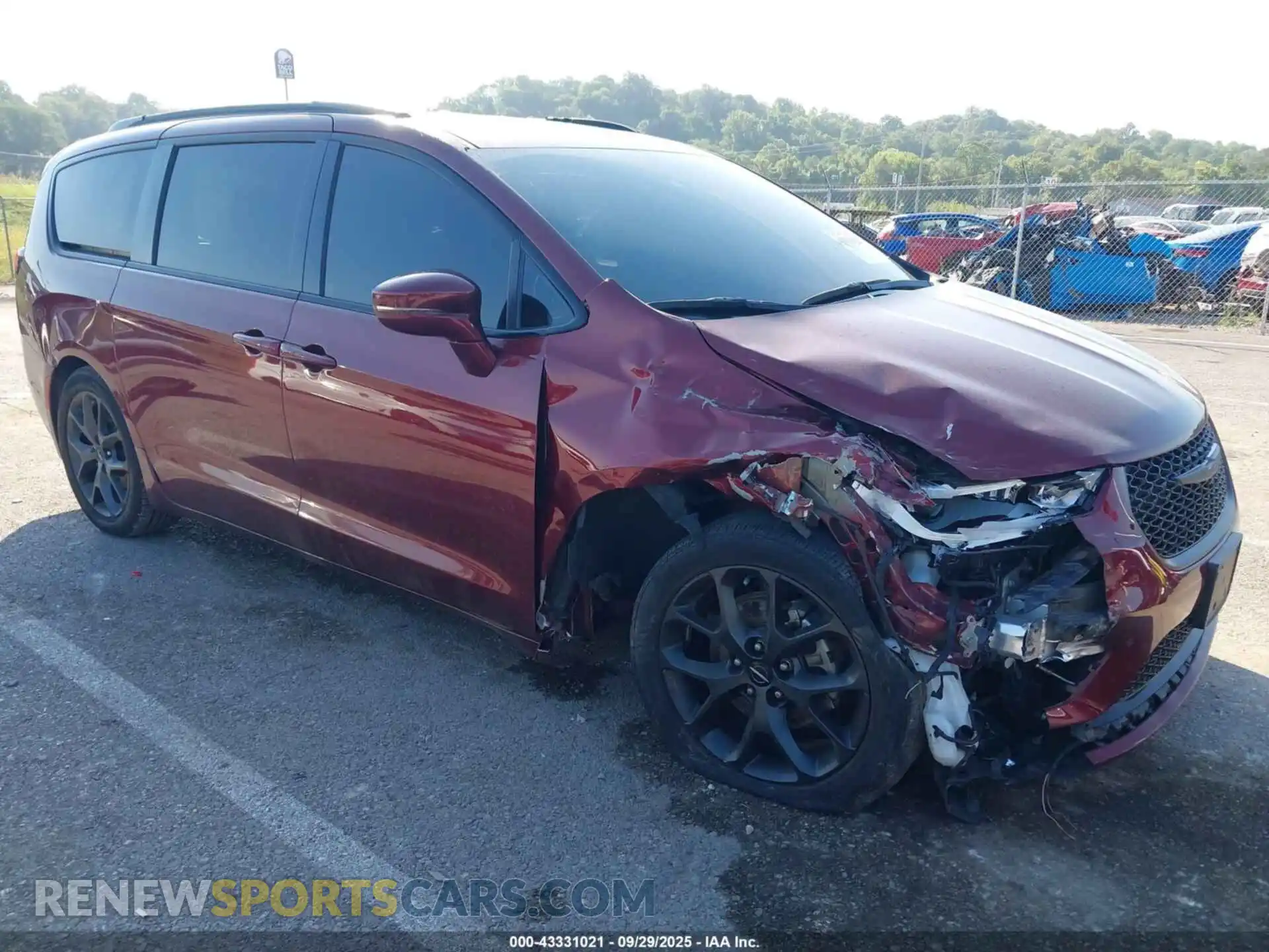 1 Photograph of a damaged car 2C4RC1BG7NR140204 CHRYSLER PACIFICA 2022