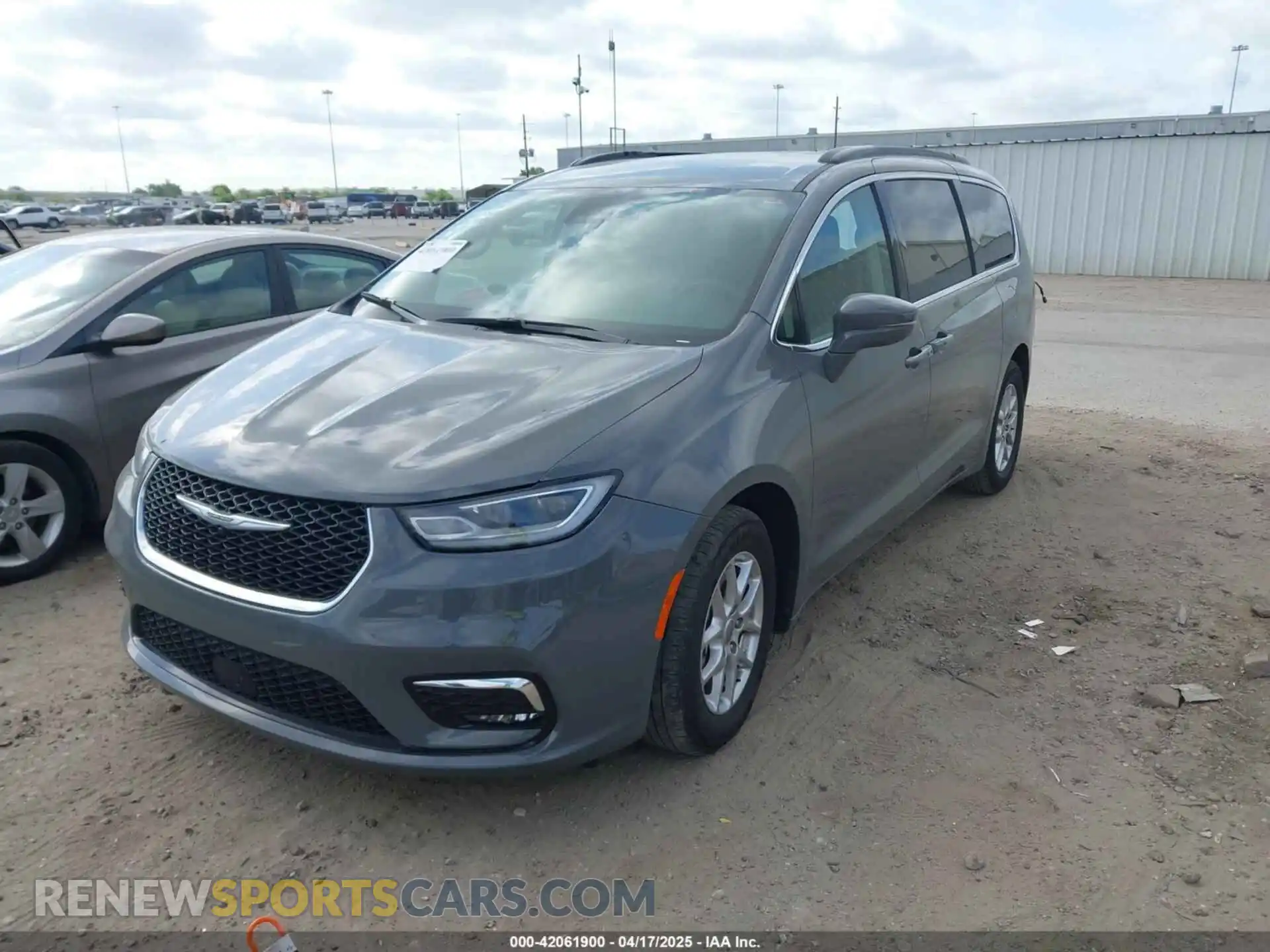 2 Photograph of a damaged car 2C4RC1BG7NR190939 CHRYSLER PACIFICA 2022
