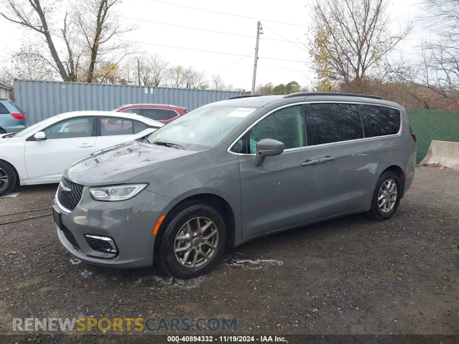 2 Photograph of a damaged car 2C4RC1BG8NR169811 CHRYSLER PACIFICA 2022
