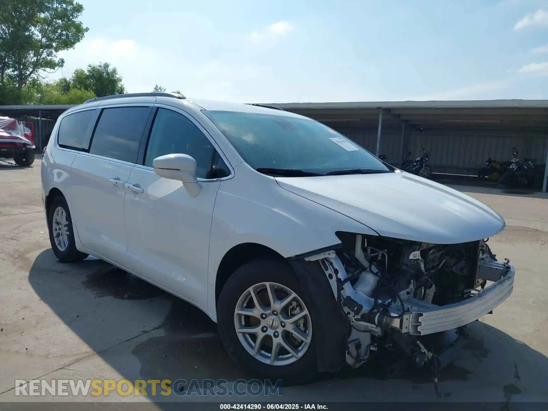 1 Photograph of a damaged car 2C4RC1BG8NR197706 CHRYSLER PACIFICA 2022