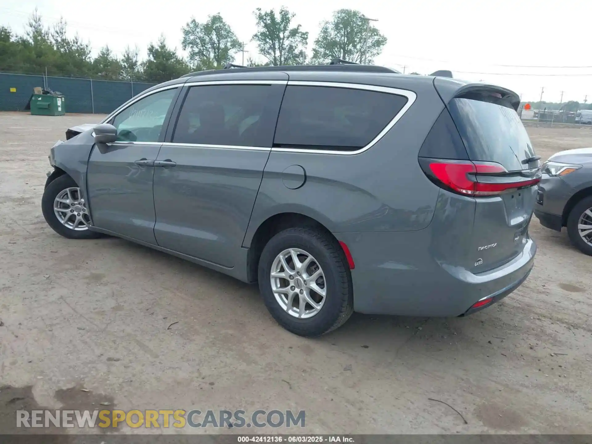3 Photograph of a damaged car 2C4RC1BG9NR142830 CHRYSLER PACIFICA 2022