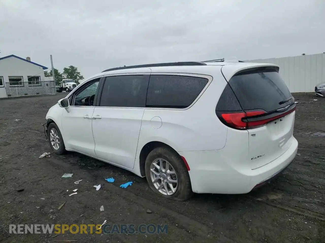 2 Photograph of a damaged car 2C4RC1BG9NR198251 CHRYSLER PACIFICA 2022