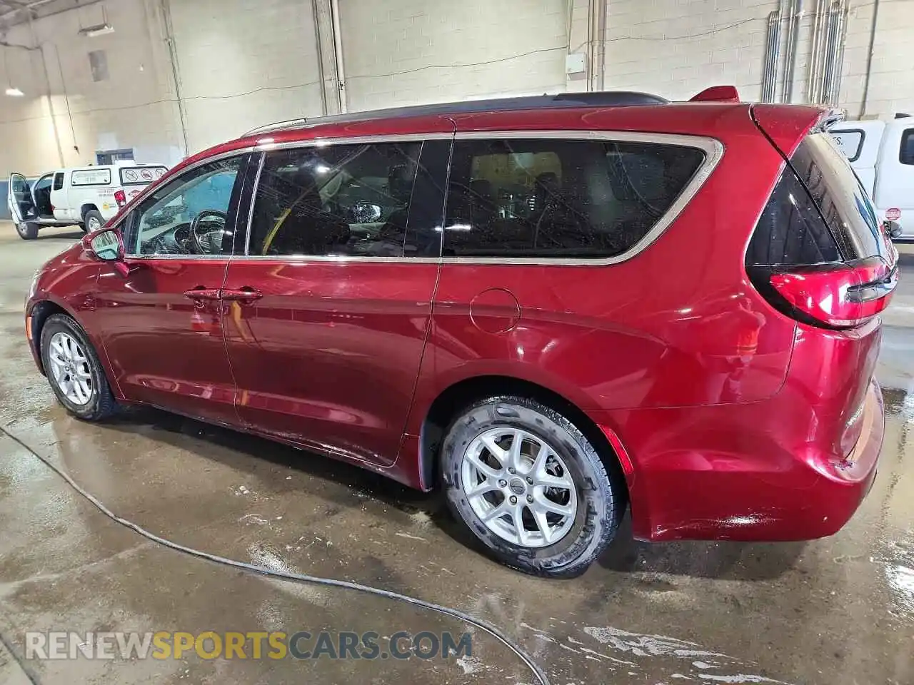 2 Photograph of a damaged car 2C4RC1BG9NR217915 CHRYSLER PACIFICA 2022