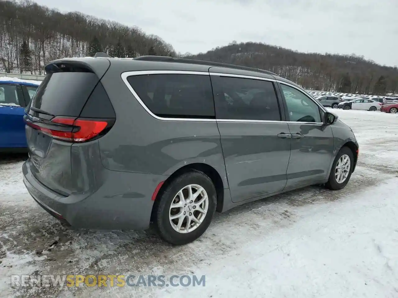 3 Photograph of a damaged car 2C4RC1BGXNR155926 CHRYSLER PACIFICA 2022