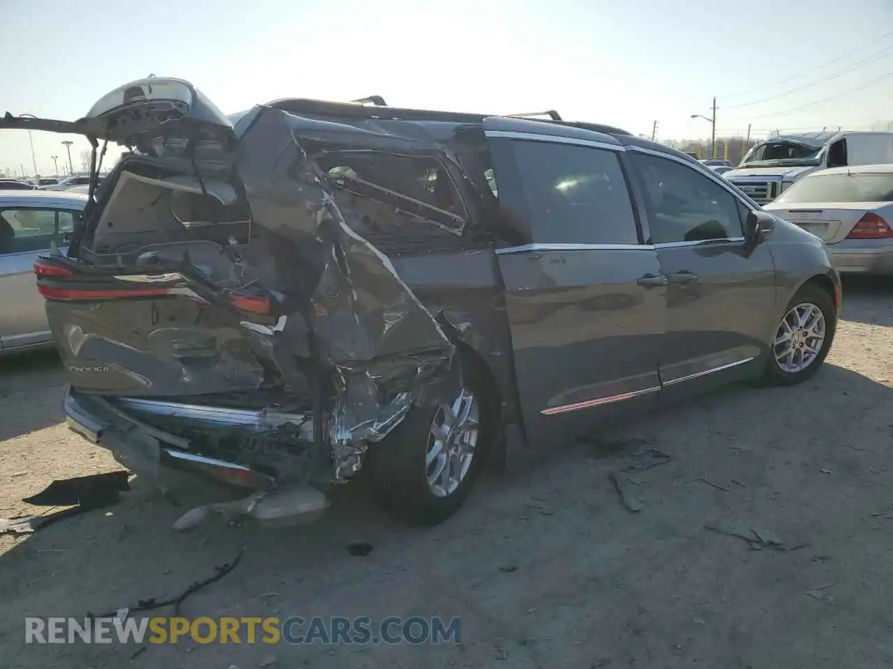 3 Photograph of a damaged car 2C4RC1BGXNR191227 CHRYSLER PACIFICA 2022