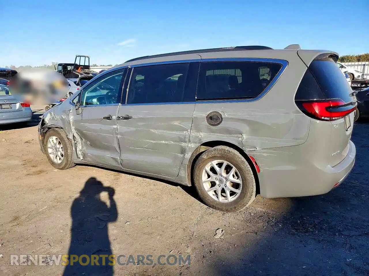 2 fotografías del automóvil dañado 2C4RC1BGXNR191423 CHRYSLER PACIFICA 2022