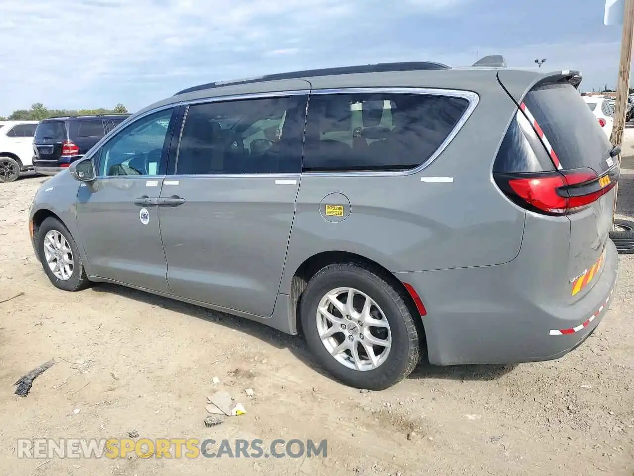 2 Фотография поврежденного автомобиля 2C4RC1BGXNR197299 CHRYSLER PACIFICA 2022