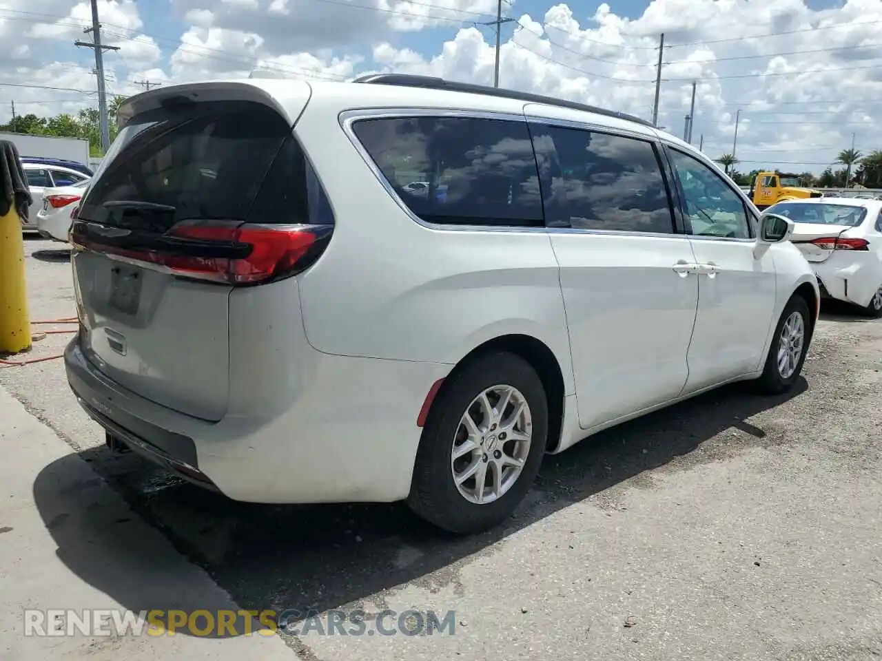 3 Photograph of a damaged car 2C4RC1BGXNR214974 CHRYSLER PACIFICA 2022