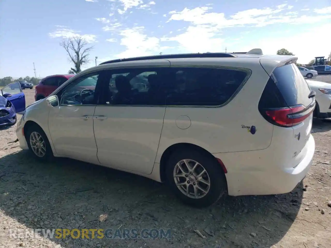 2 Photograph of a damaged car 2C4RC1BGXNR229068 CHRYSLER PACIFICA 2022