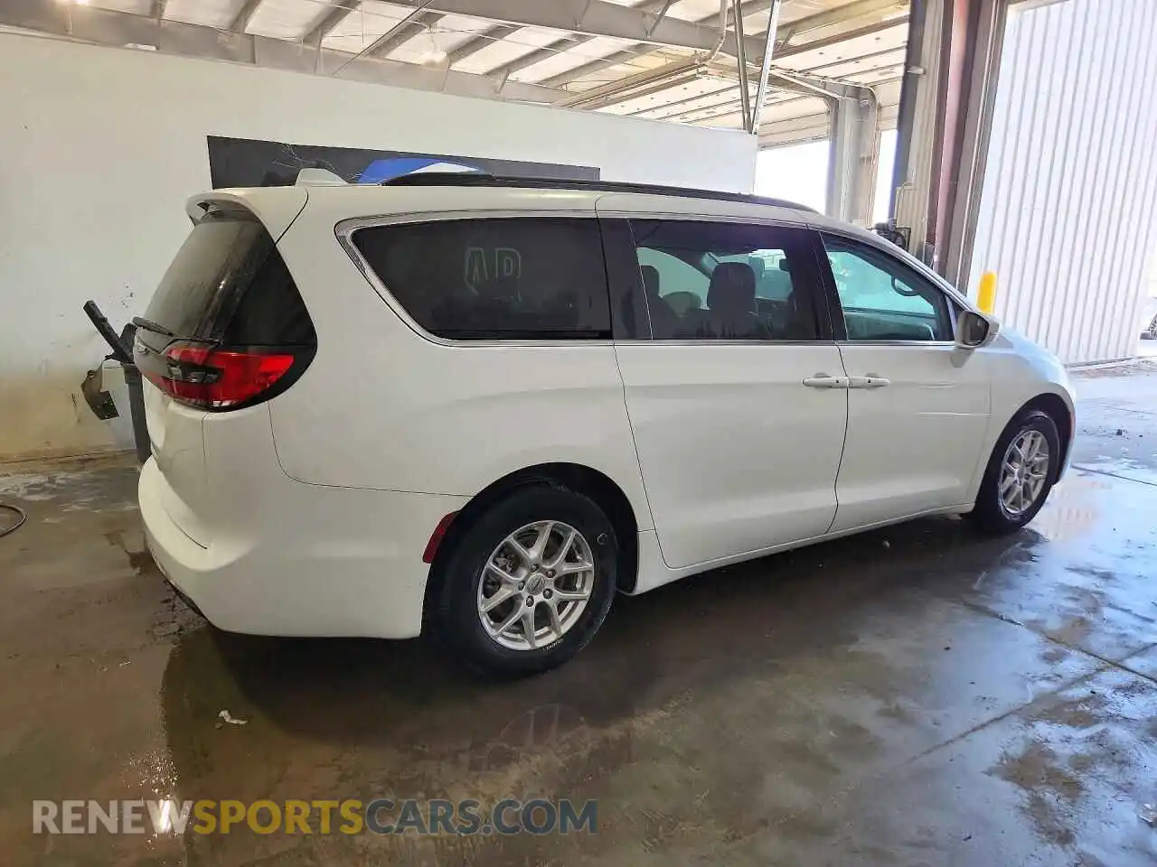 3 fotografías del automóvil dañado 2C4RC1BGXNR233962 CHRYSLER PACIFICA 2022