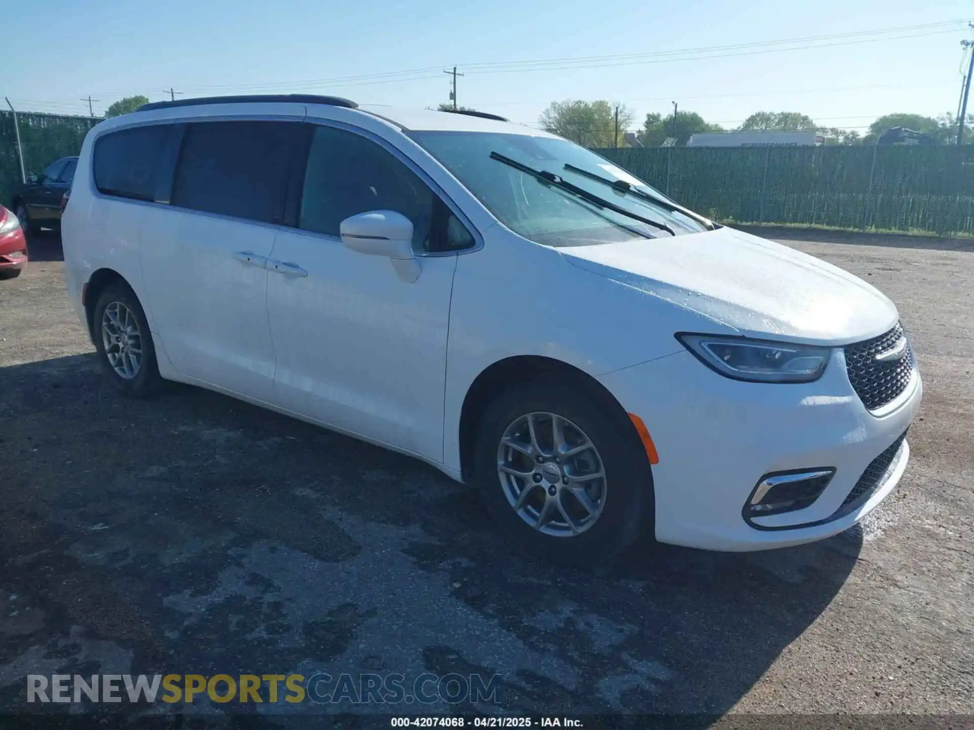 1 Photograph of a damaged car 2C4RC1FG9NR158021 CHRYSLER PACIFICA 2022
