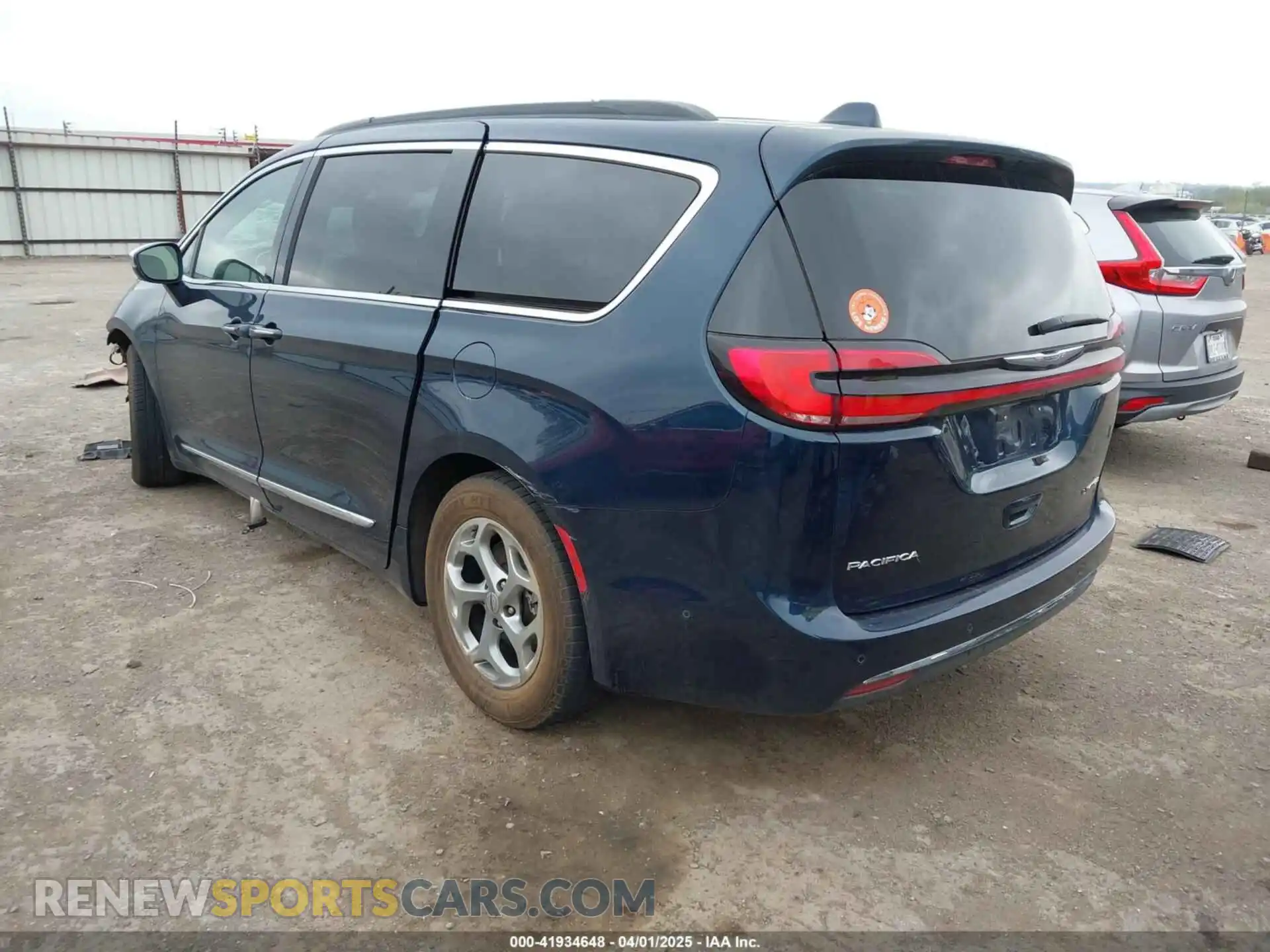 3 Photograph of a damaged car 2C4RC1GG4NR139407 CHRYSLER PACIFICA 2022