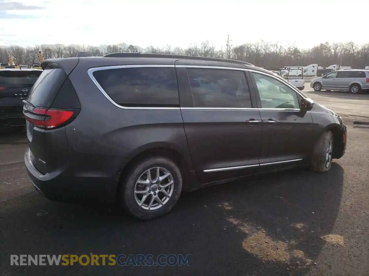 3 Photograph of a damaged car 2C4RC1GG6NR152899 CHRYSLER PACIFICA 2022