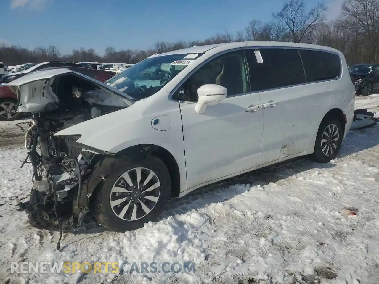 1 Photograph of a damaged car 2C4RC1L71NR122912 CHRYSLER PACIFICA 2022