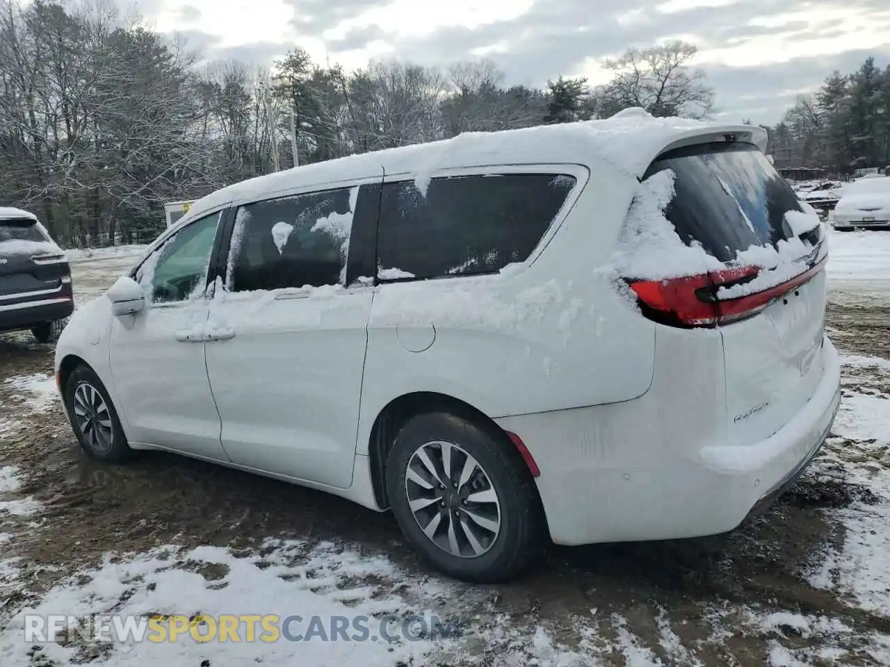 2 fotografías del automóvil dañado 2C4RC1L74NR118871 CHRYSLER PACIFICA 2022
