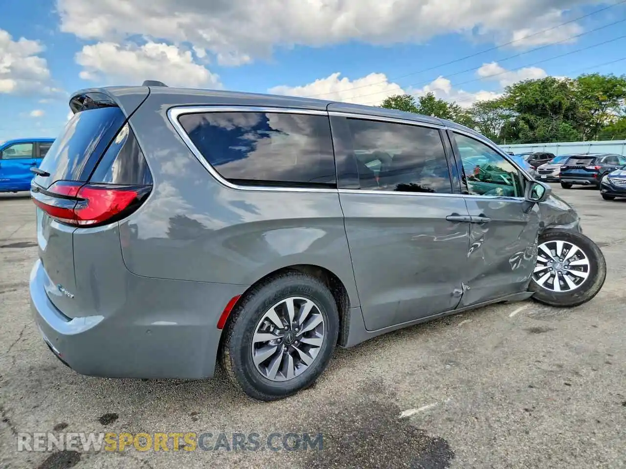 3 Photograph of a damaged car 2C4RC1L78NR126701 CHRYSLER PACIFICA 2022